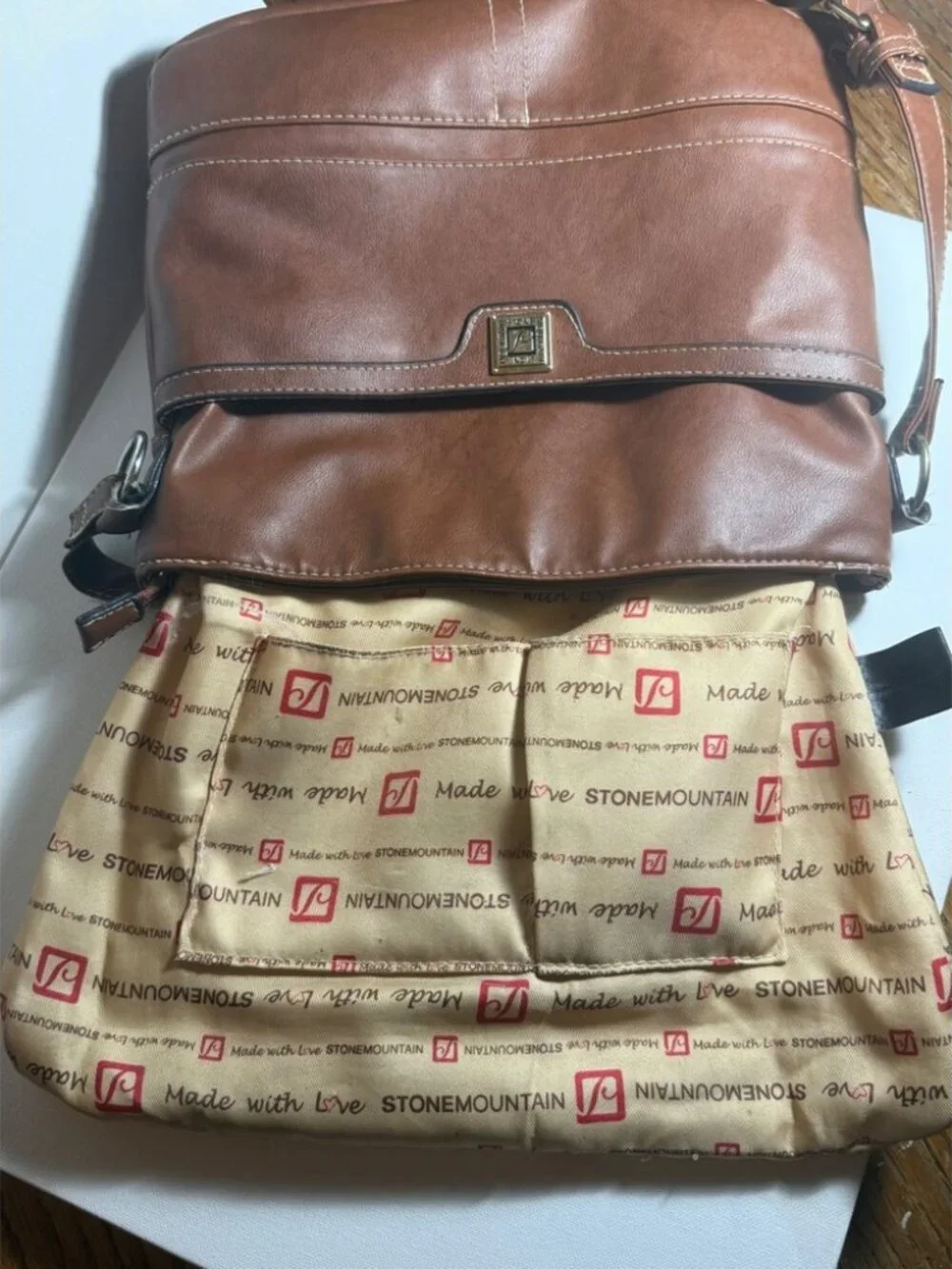 Stone Mountain USA Rich Brown Bonded Leather Shoulder Hobo Bag EUC